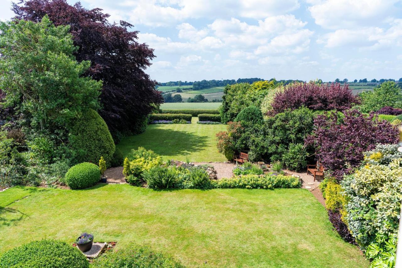 The Hillcrest Bed and Breakfast Ecton Eksteriør billede